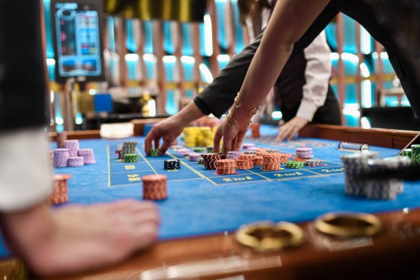 Fortune Ox game interface showing five reels and paytable on macau288 platform
